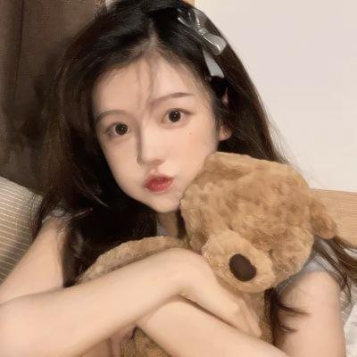 斯嘉丽小姐和公爵第三季 海报